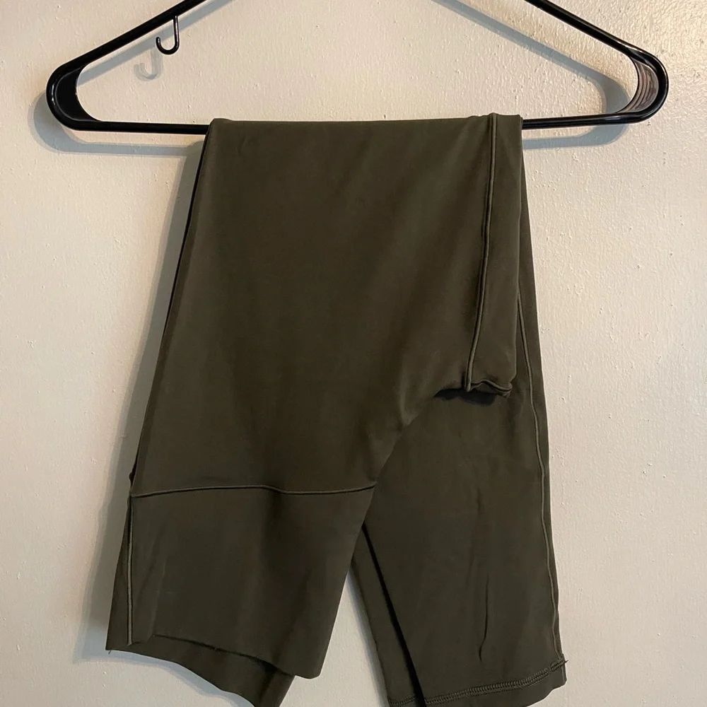 Aerie NWOT size large Olive Green Leggings - Picture 1 of 4